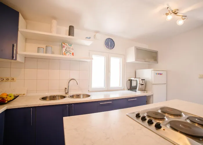 Marija * Betina (Sibenik-Knin)